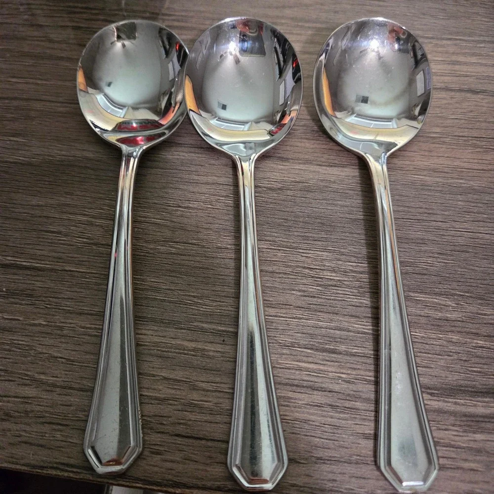 Wallace Casino 18/10 China Soup Spoons Set of 3 Silver‎ Tone Stainless Steel